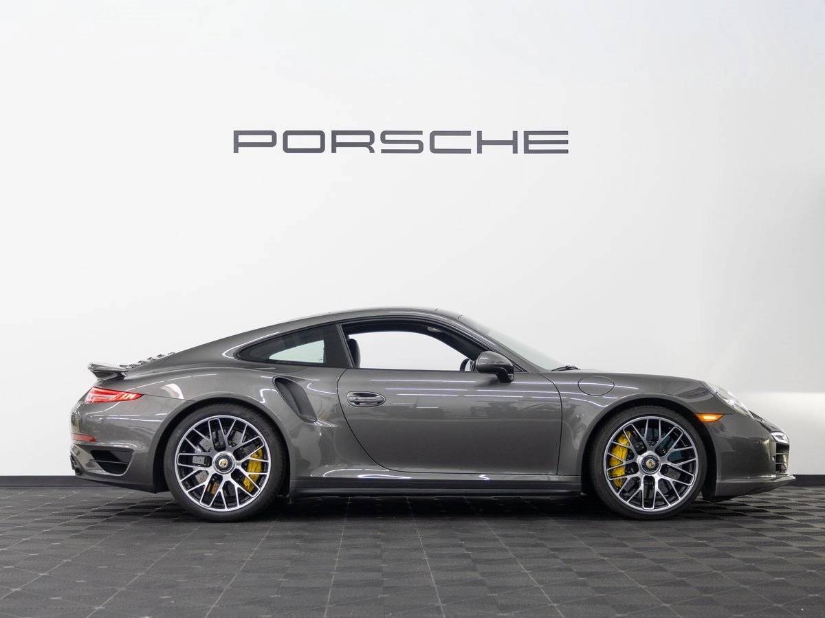 2014 Porsche 911 Turbo S