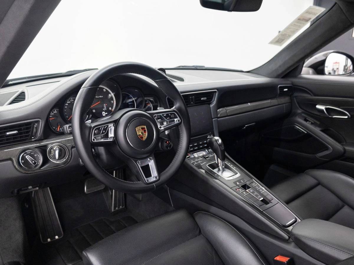 2019 Porsche 911 Turbo