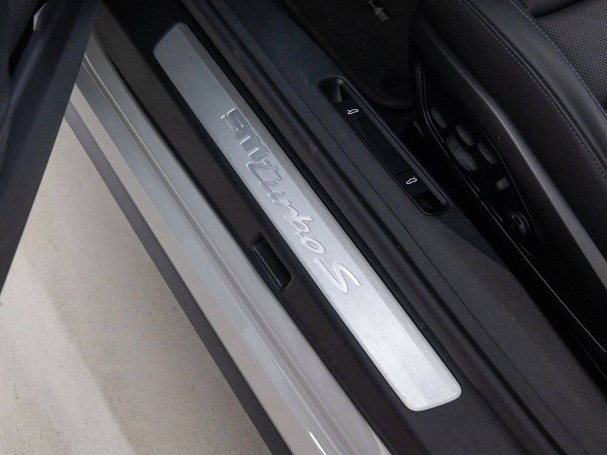 2024 Porsche 911 Turbo S