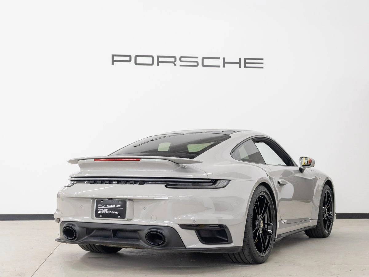 2024 Porsche 911 Turbo S