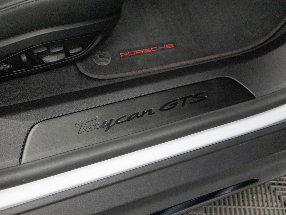 2024 Porsche Taycan GTS