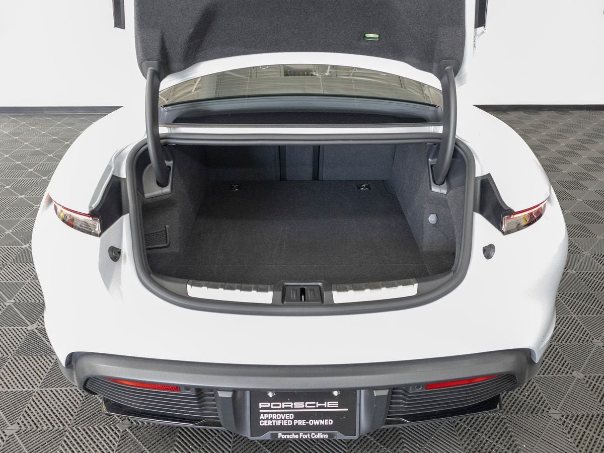 2024 Porsche Taycan GTS