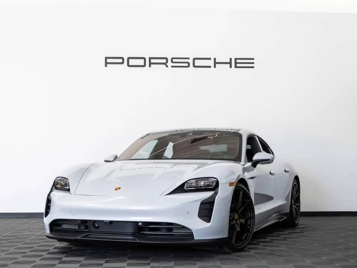 2024 Porsche Taycan GTS