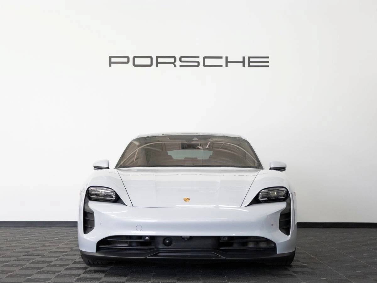 2024 Porsche Taycan GTS