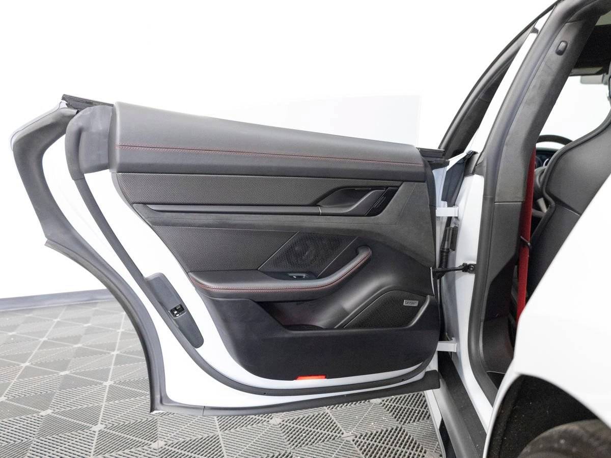 2024 Porsche Taycan GTS