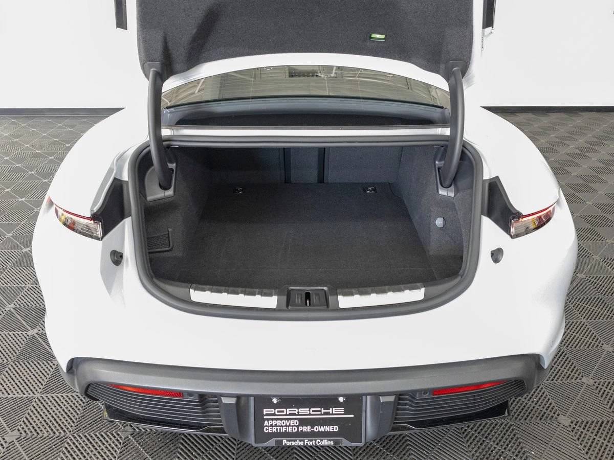 2024 Porsche Taycan GTS