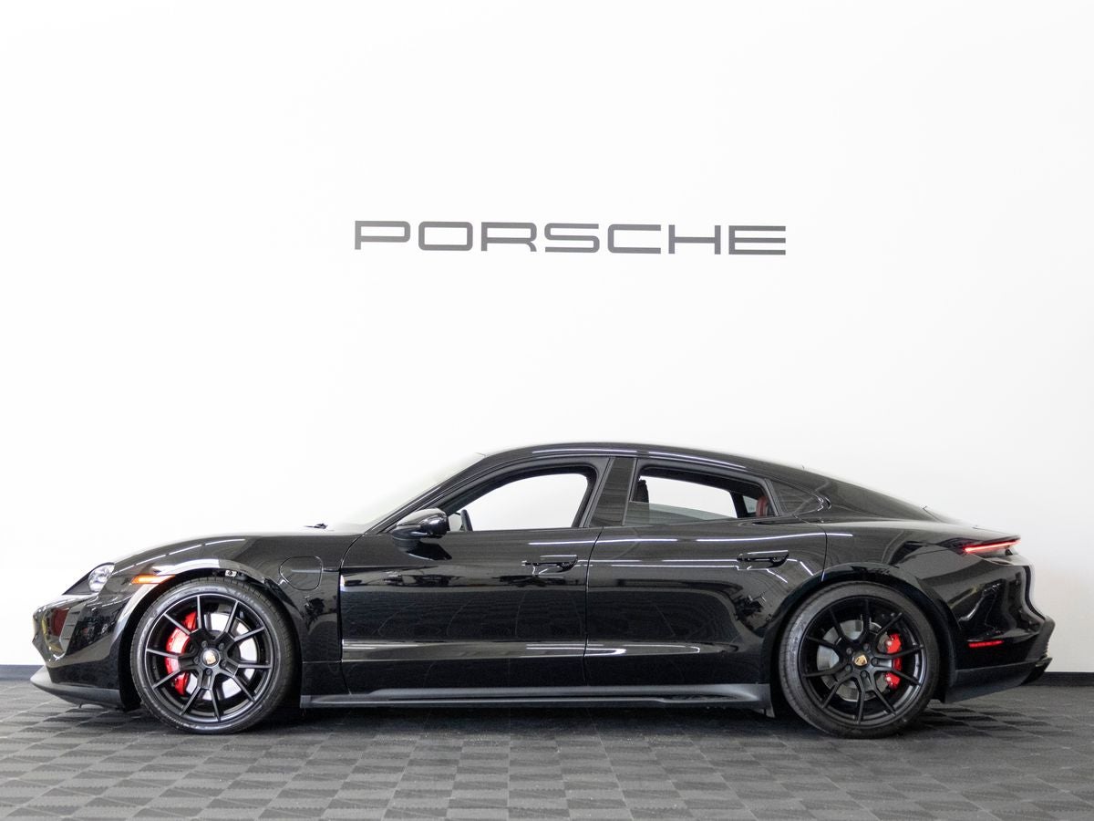 2024 Porsche Taycan GTS