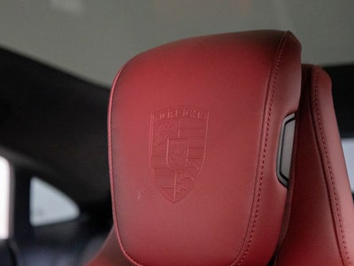 2024 Porsche Taycan GTS