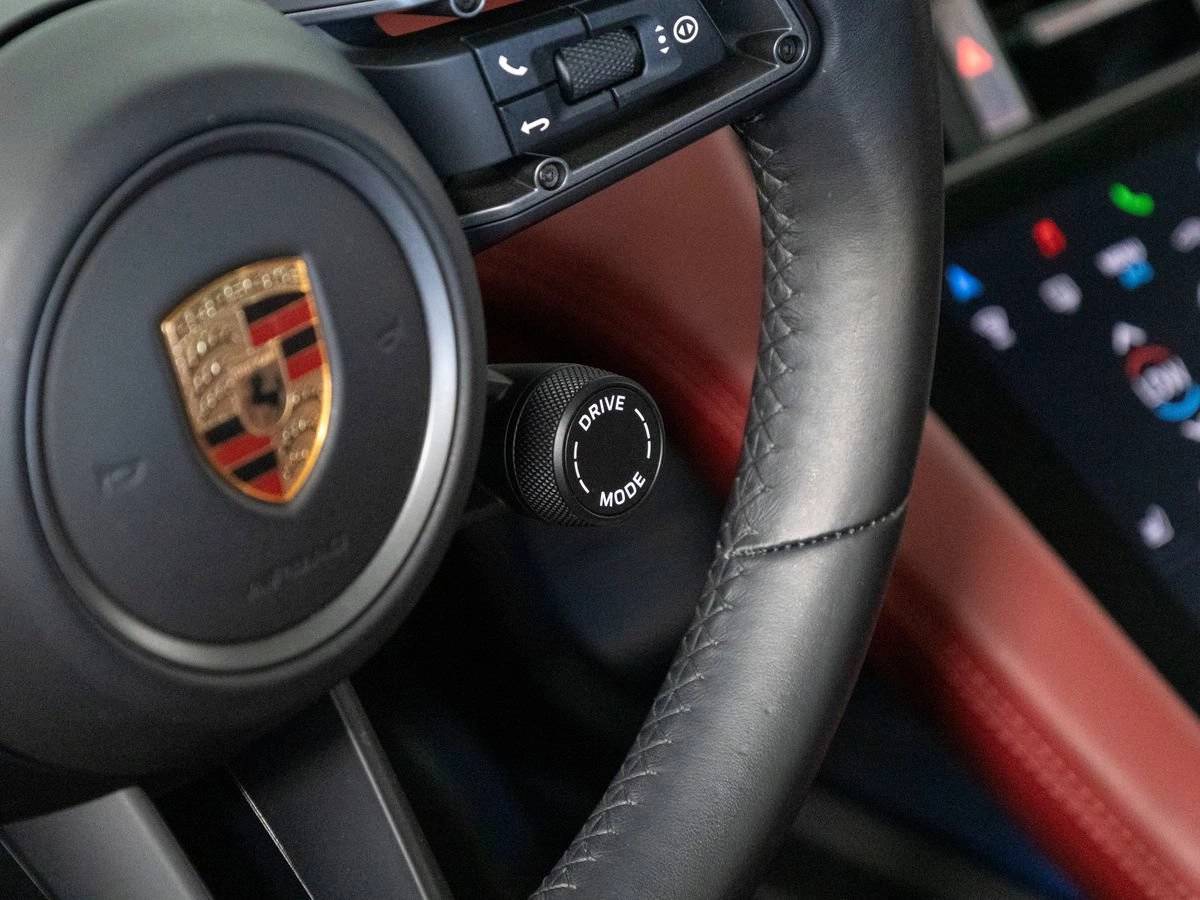 2024 Porsche Taycan GTS