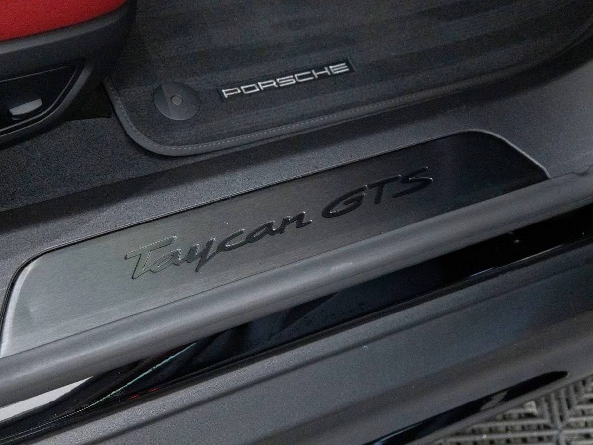 2024 Porsche Taycan GTS