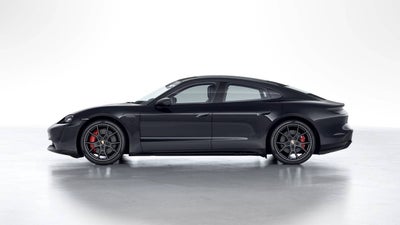 2022 Porsche Taycan GTS