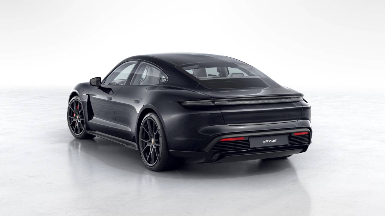 2022 Porsche Taycan GTS