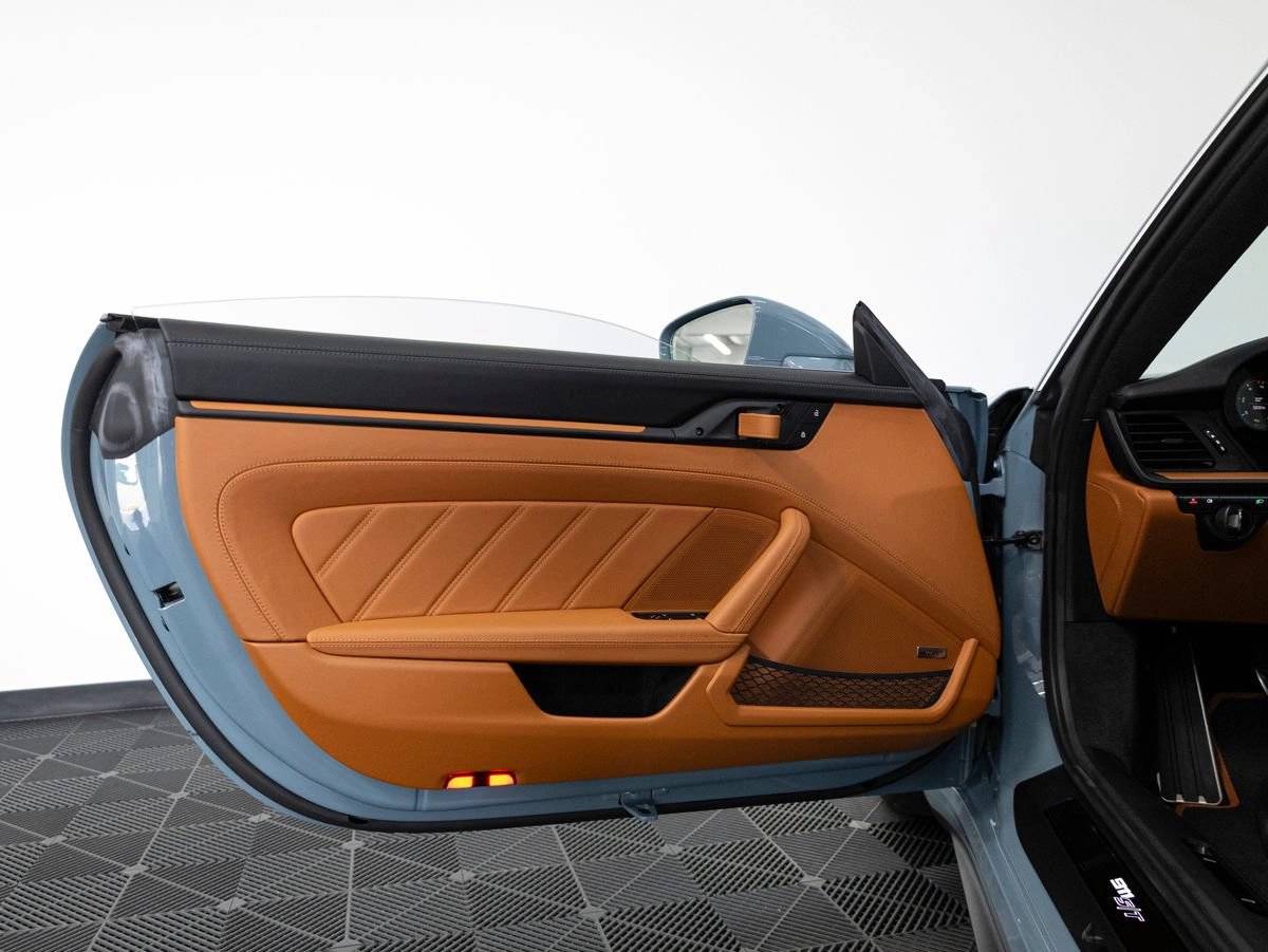 2024 Porsche 911 911 S/T