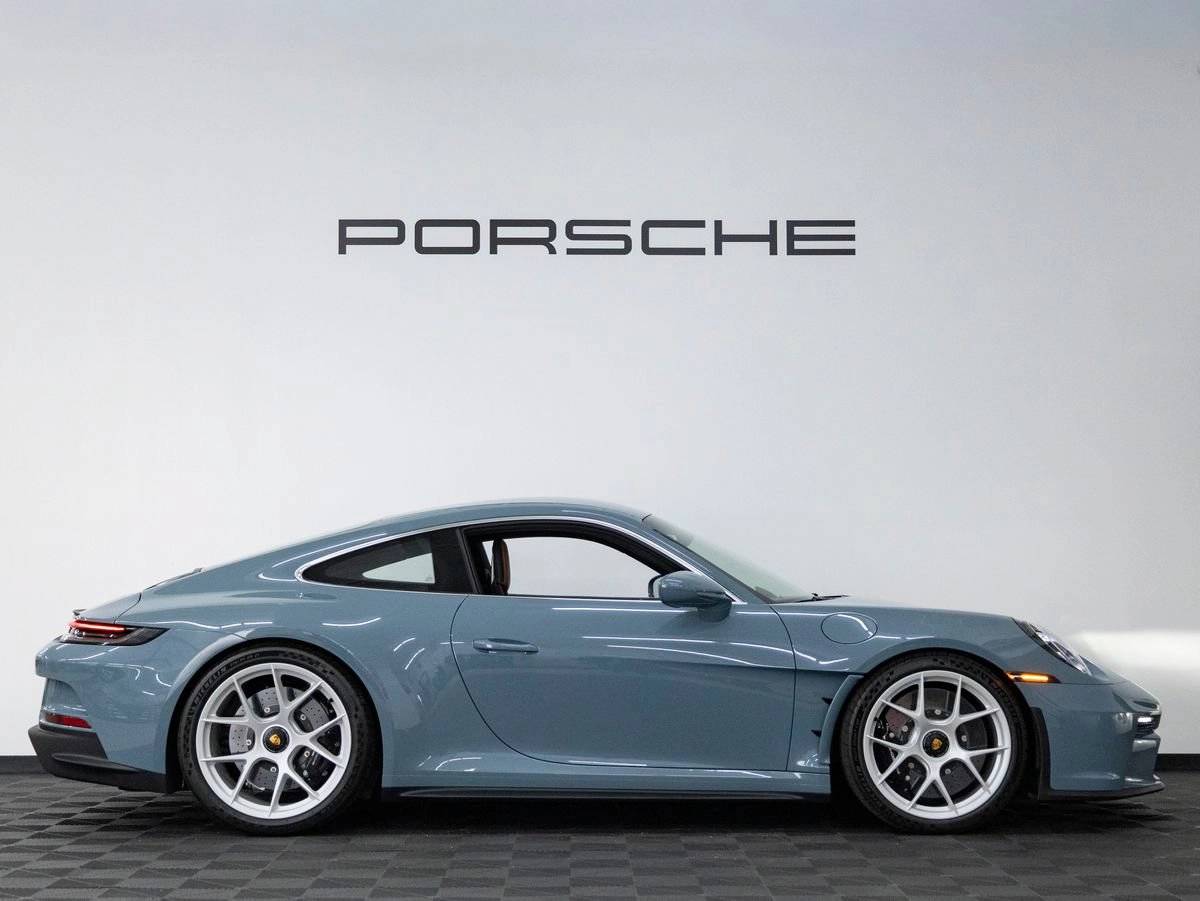 2024 Porsche 911 911 S/T
