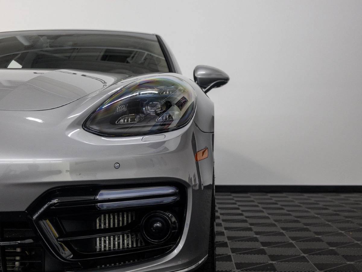 2019 Porsche Panamera Panamera GTS