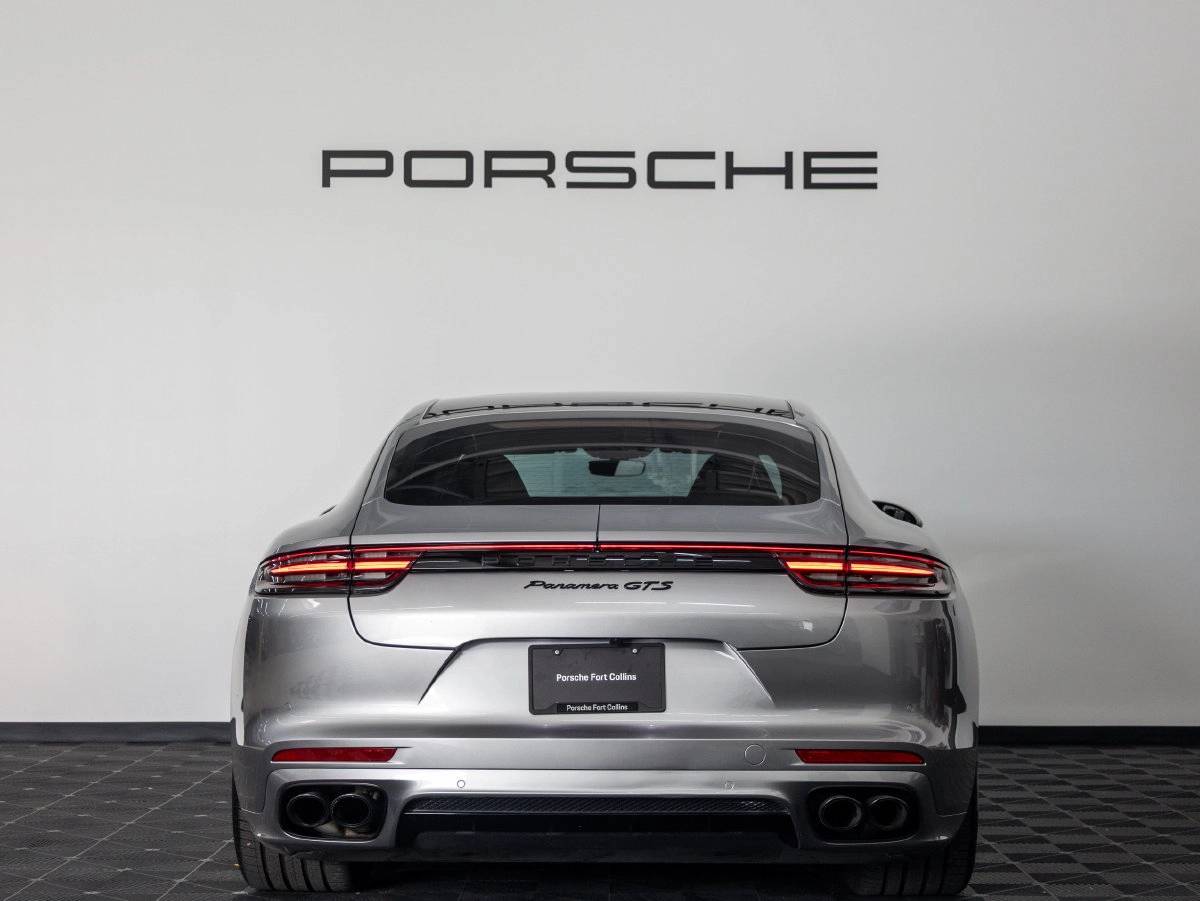 2019 Porsche Panamera Panamera GTS