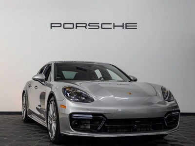 2019 Porsche Panamera Panamera GTS