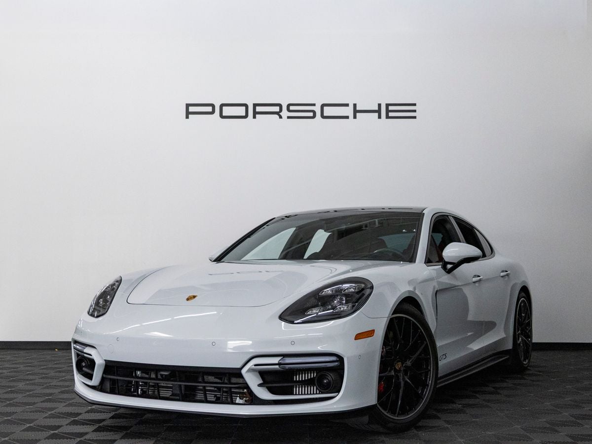 2023 Porsche Panamera Panamera GTS