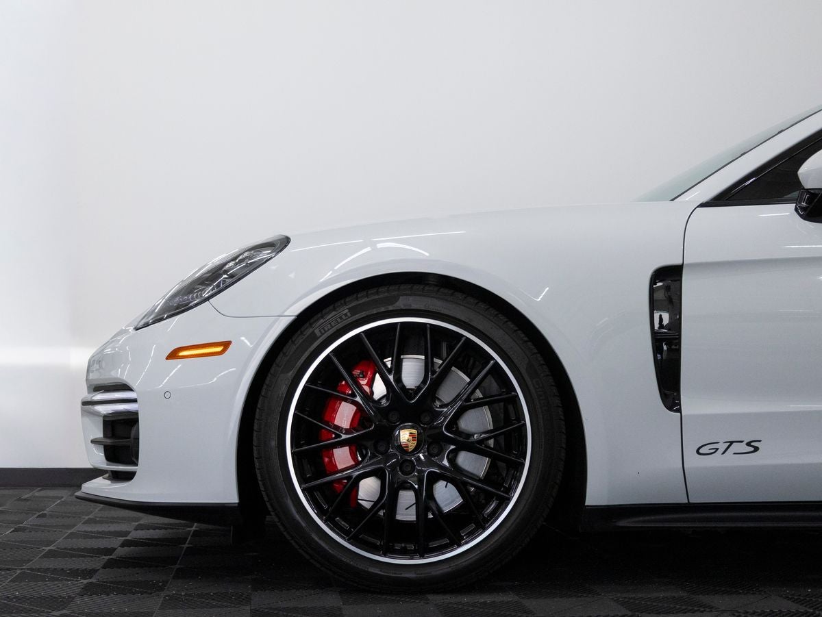 2023 Porsche Panamera Panamera GTS