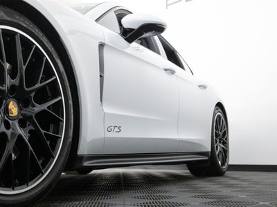 2023 Porsche Panamera Panamera GTS