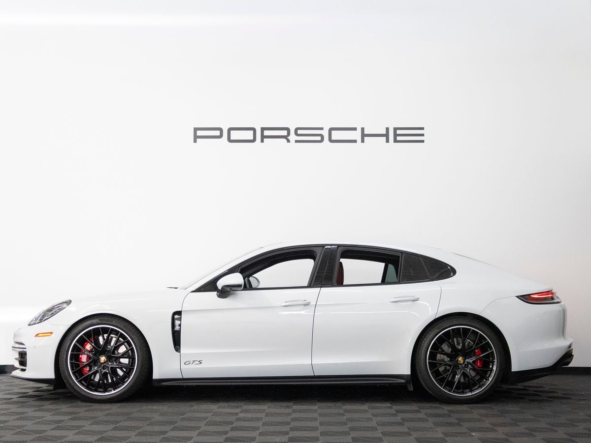 2023 Porsche Panamera Panamera GTS