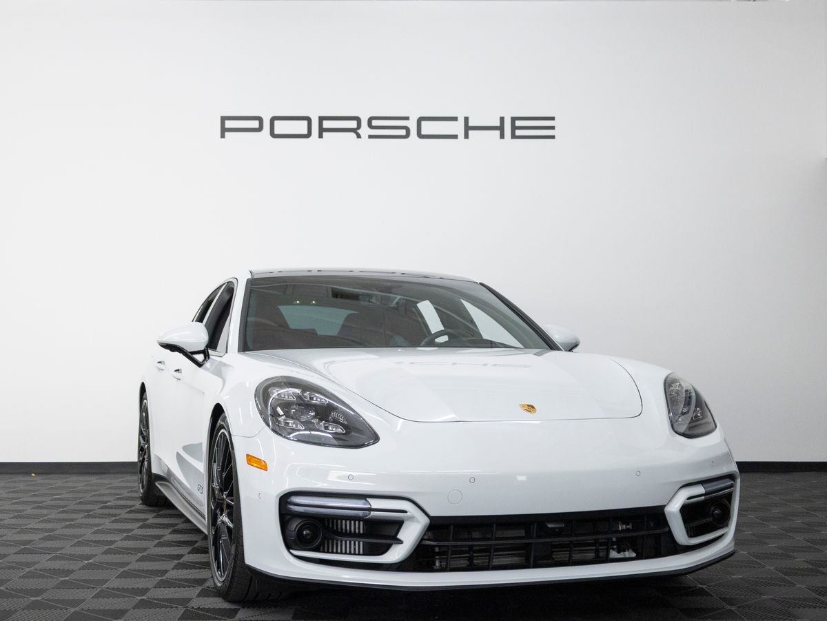 2023 Porsche Panamera Panamera GTS