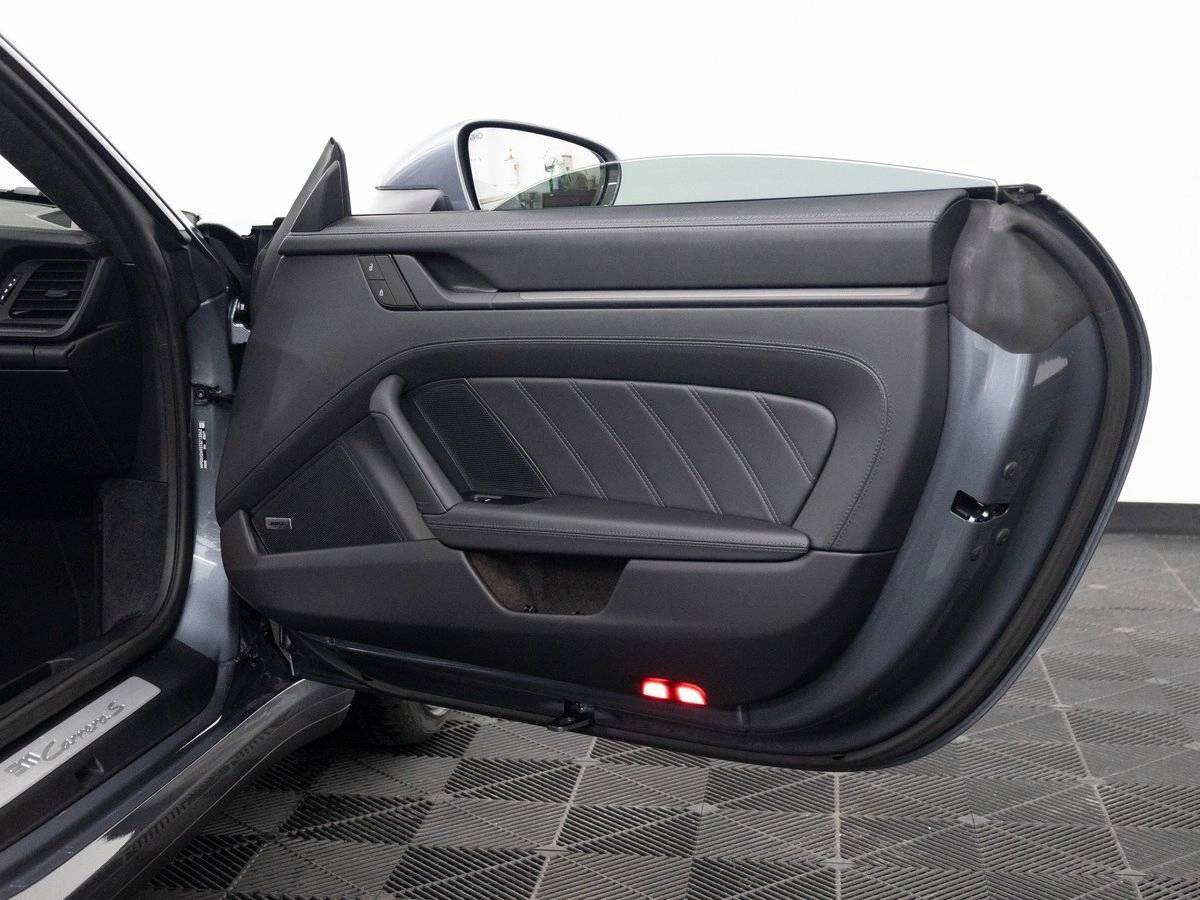 2026 Porsche 911 Carrera S