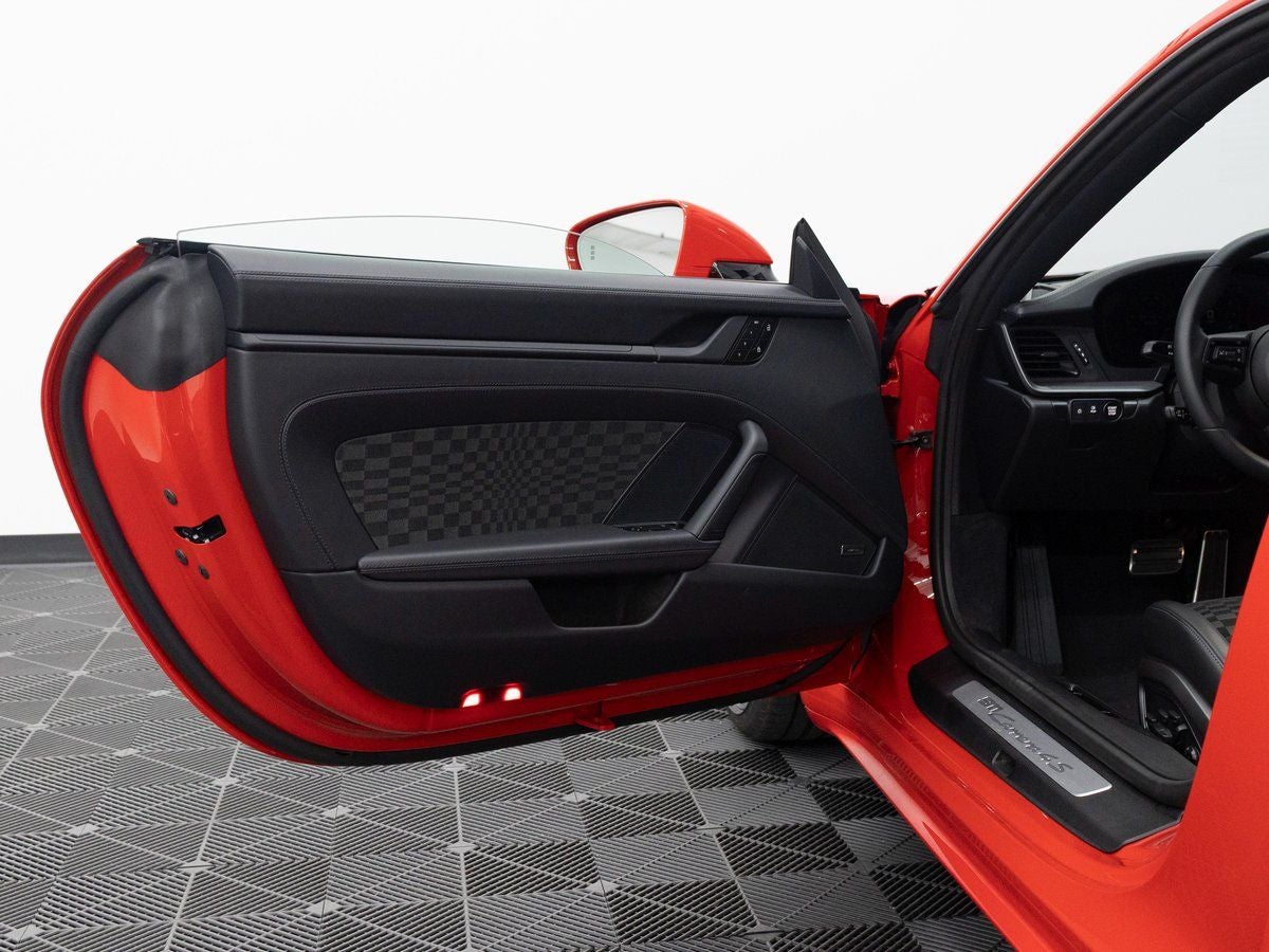 2026 Porsche 911 Carrera 4S