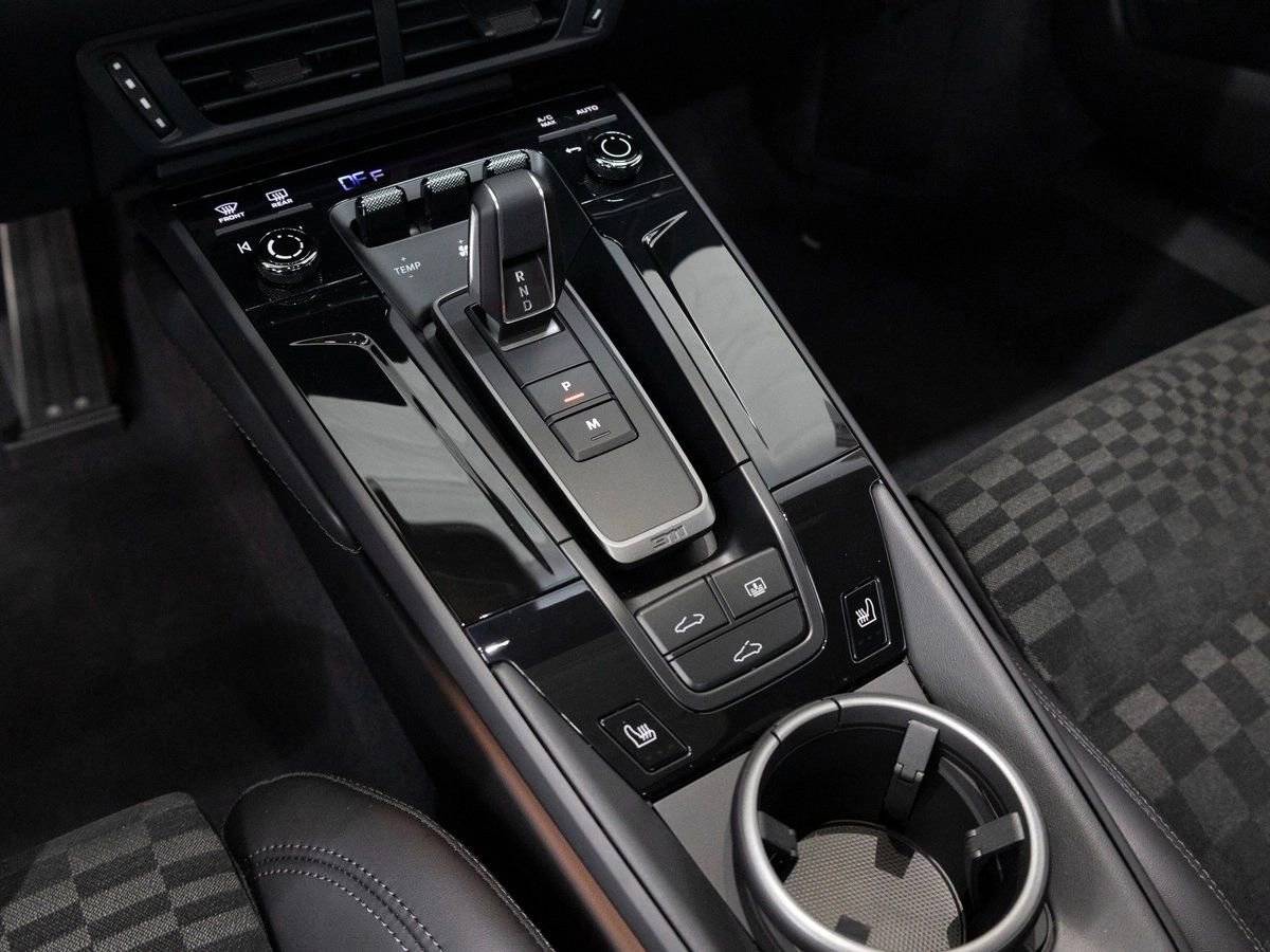 2026 Porsche 911 Carrera 4S