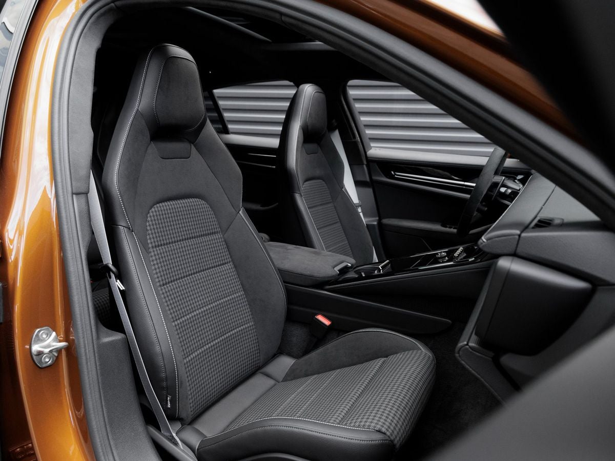 2025 Porsche Panamera Turbo S