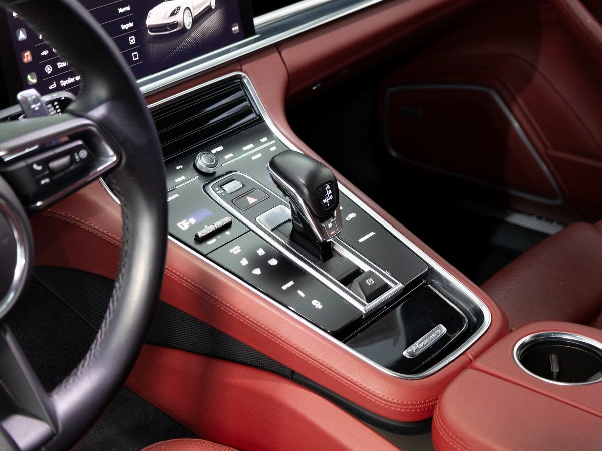 2022 Porsche Panamera 4S Executive