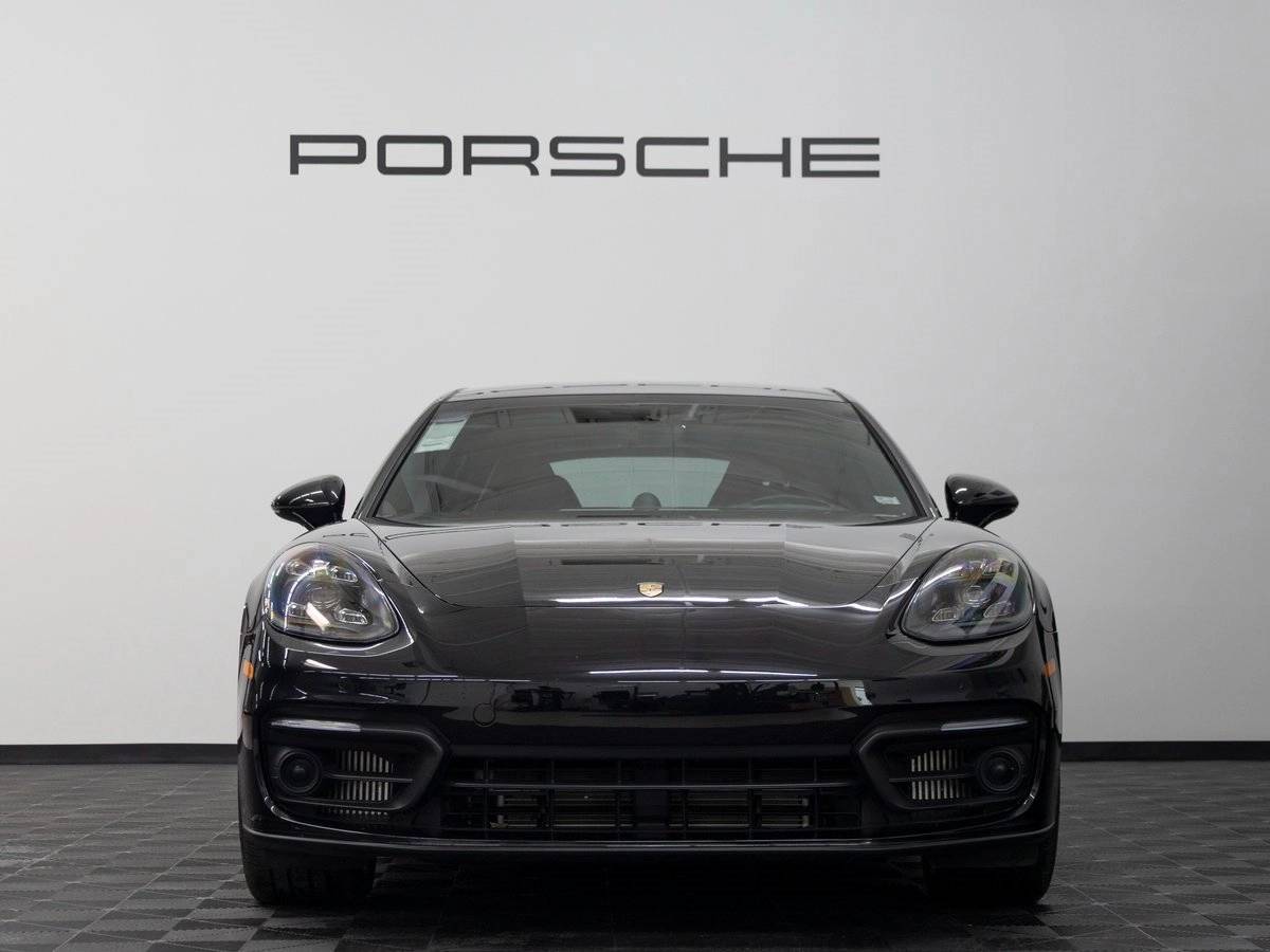 2022 Porsche Panamera 4S Executive