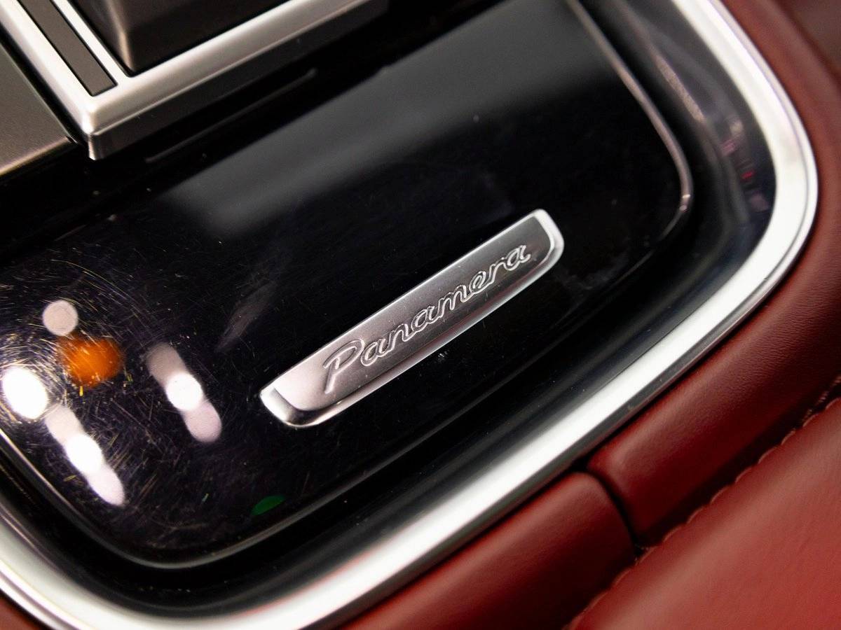 2022 Porsche Panamera 4S Executive