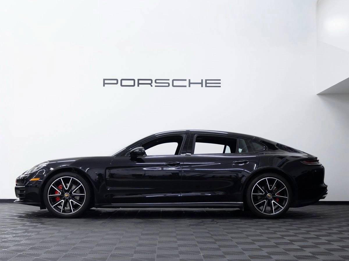 2022 Porsche Panamera 4S Executive