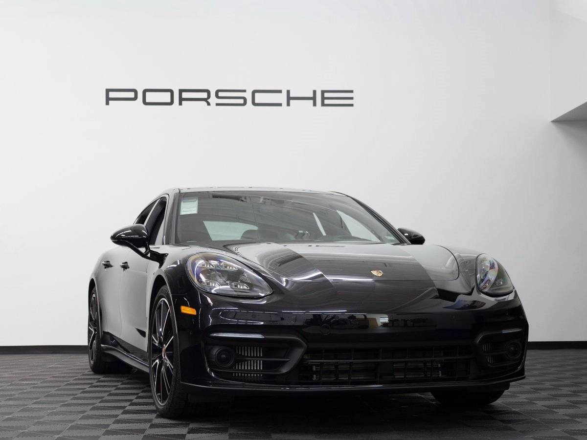 2022 Porsche Panamera 4S Executive