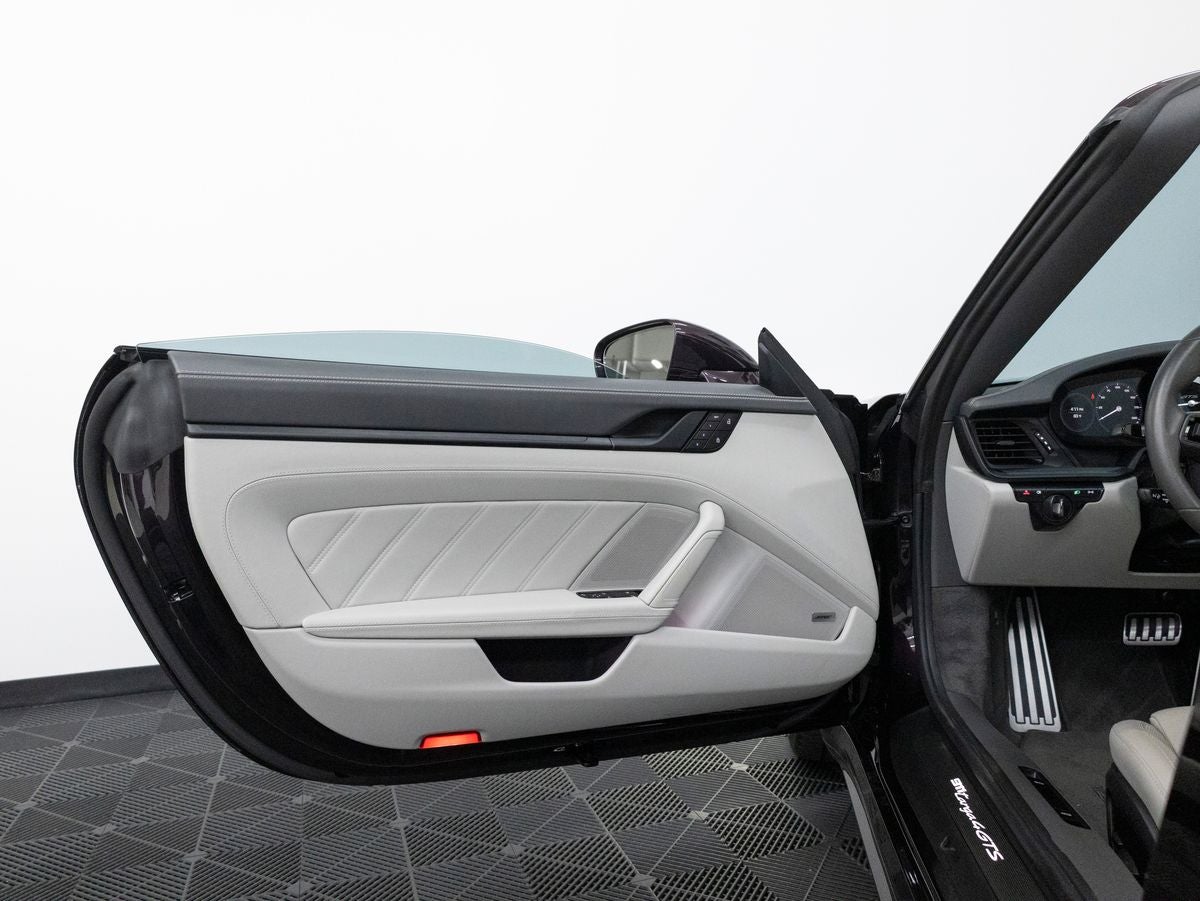2024 Porsche 911 911 Targa 4 GTS (MY24)