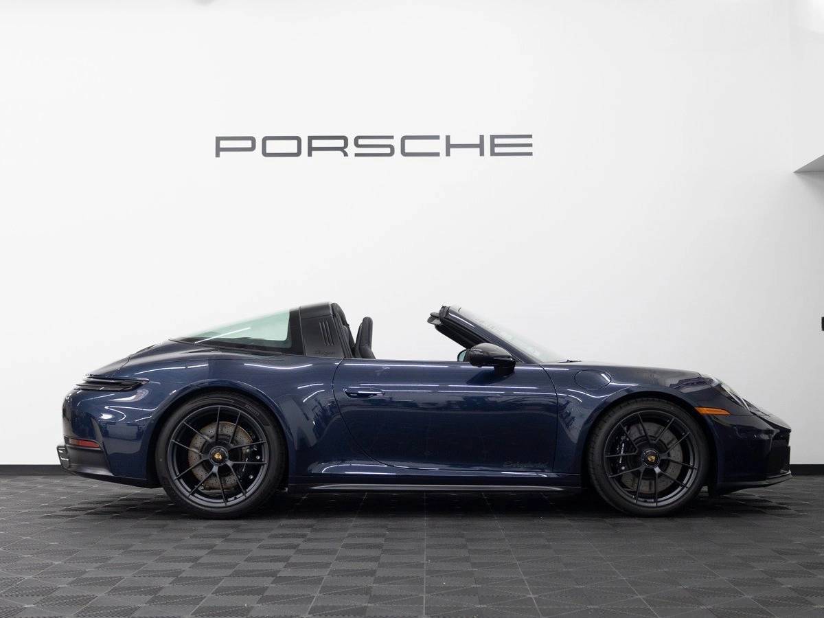 2026 Porsche 911 Targa 4 GTS