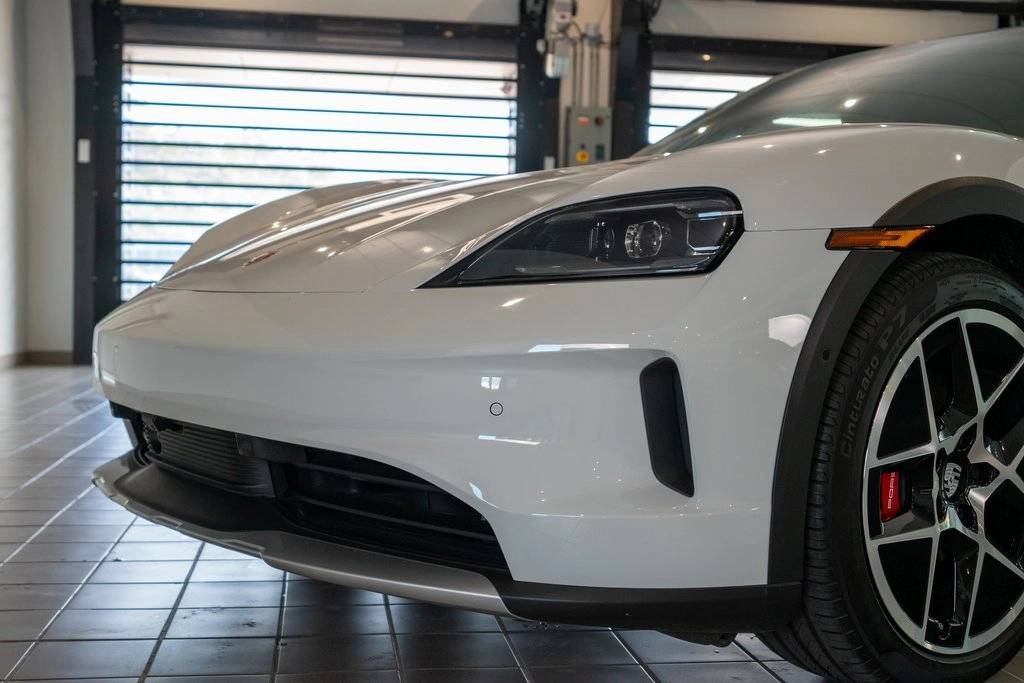 2025 Porsche Taycan 4S