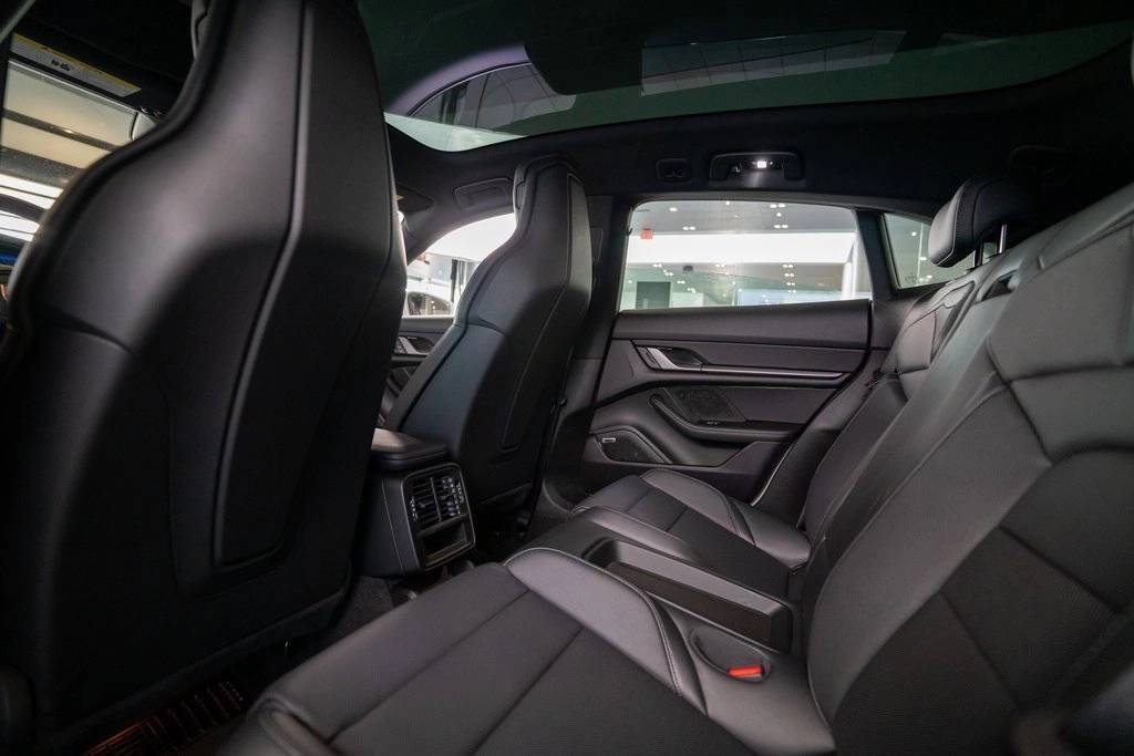 2025 Porsche Taycan 4S