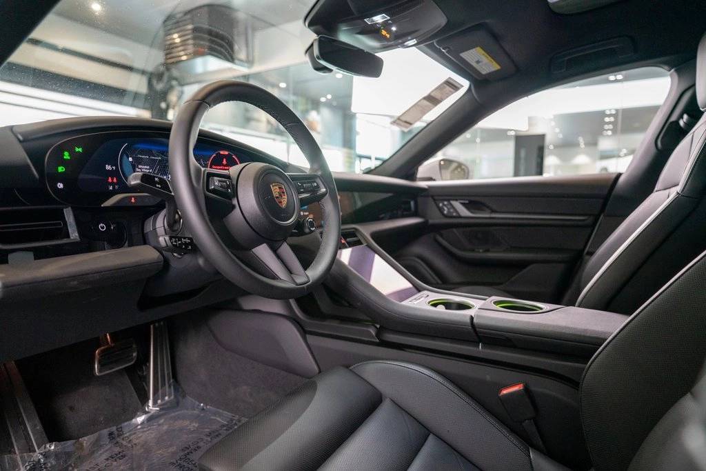 2025 Porsche Taycan 4S