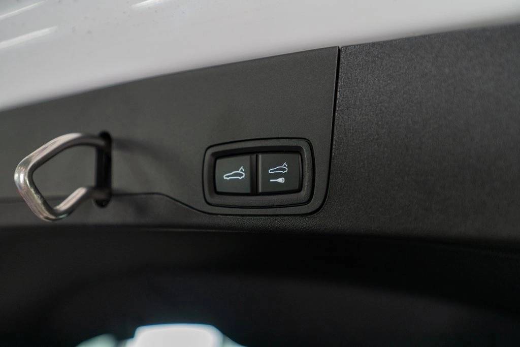 2025 Porsche Taycan 4S