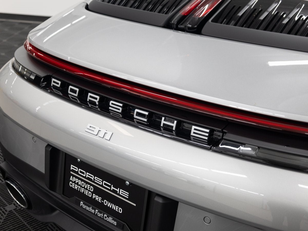 2025 Porsche 911 Carrera