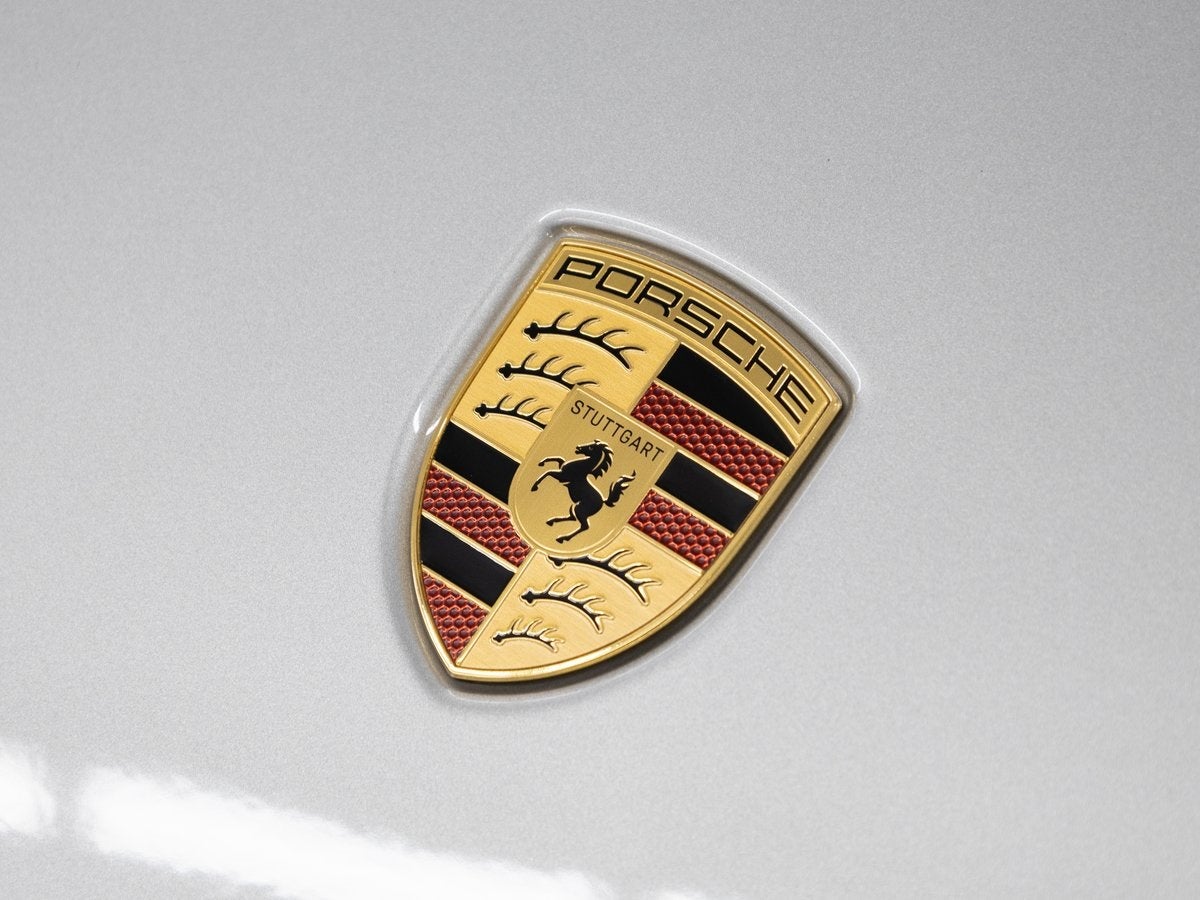 2025 Porsche 911 Carrera