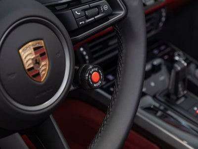 2025 Porsche 911 Carrera