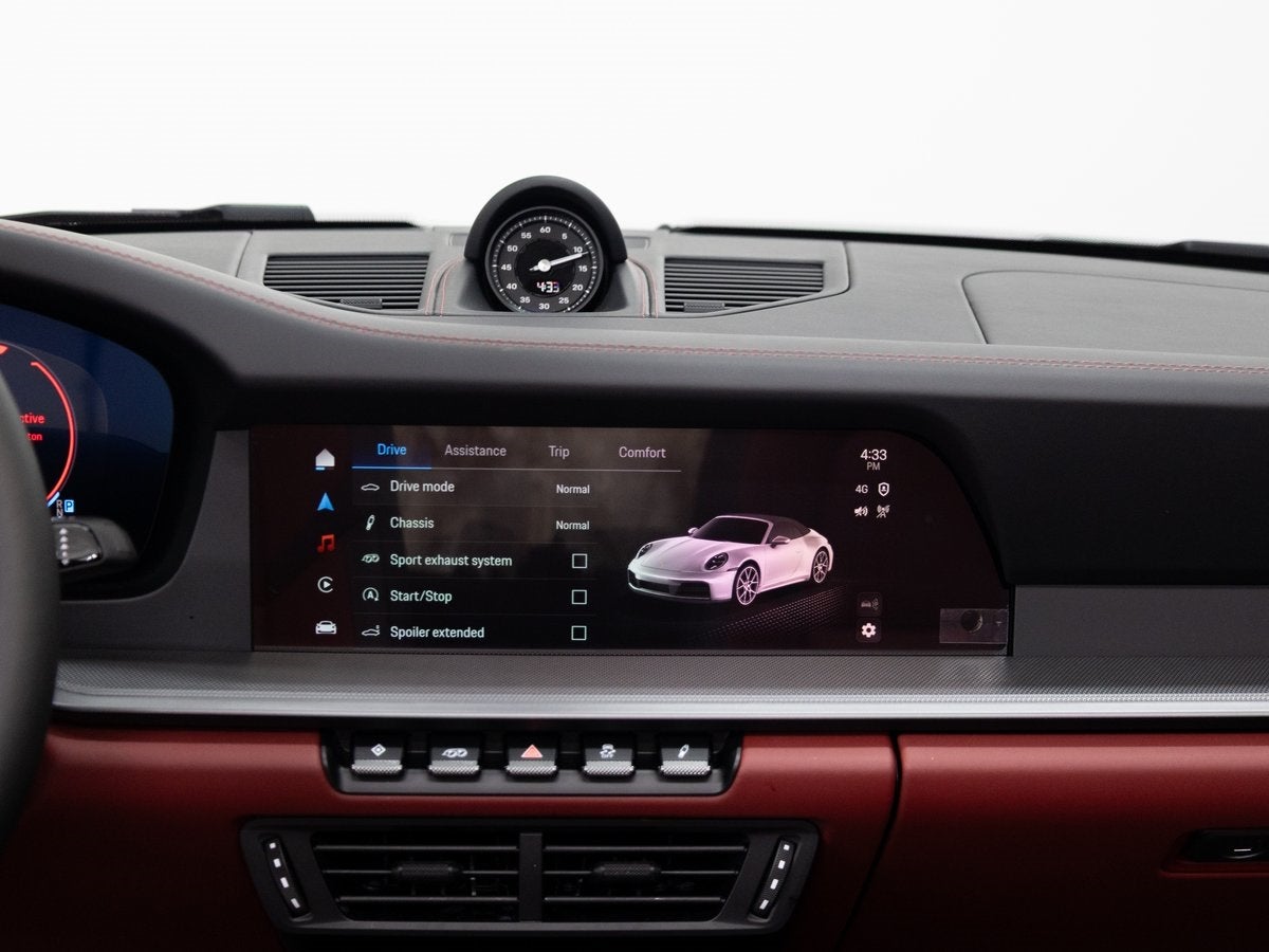 2025 Porsche 911 Carrera