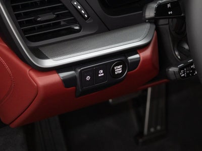 2025 Porsche 911 Carrera