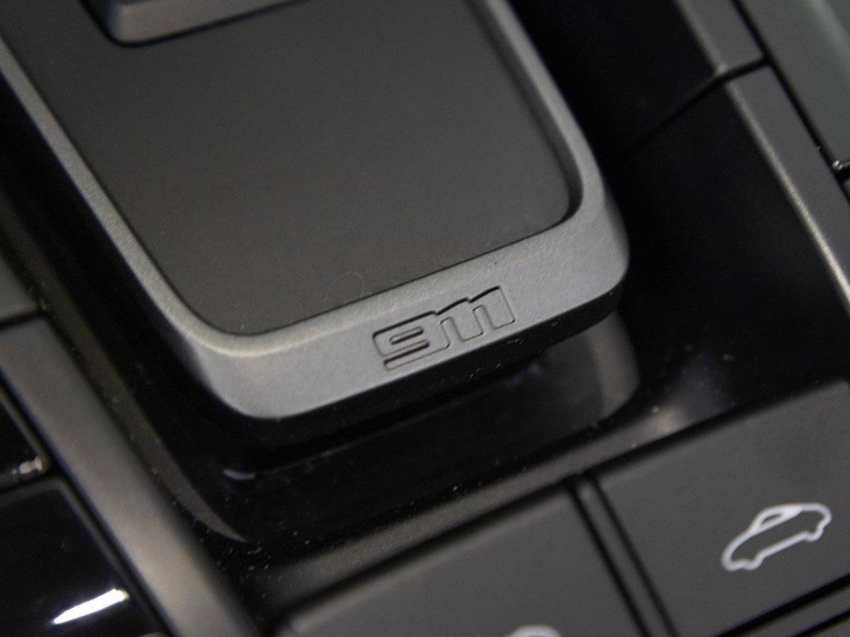 2025 Porsche 911 Carrera