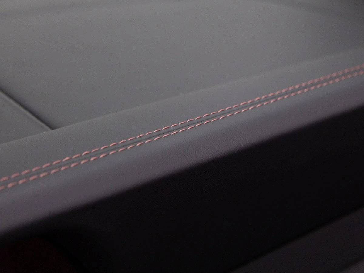 2025 Porsche 911 Carrera