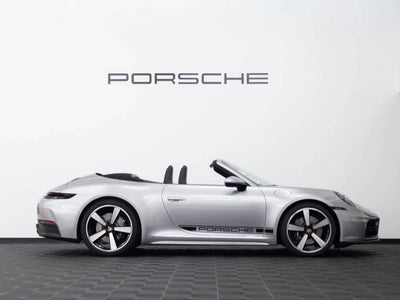 2025 Porsche 911 Carrera