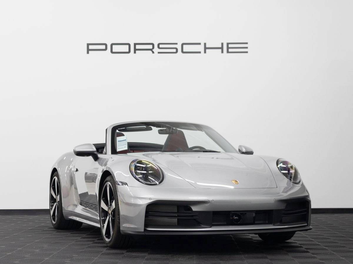 2025 Porsche 911 Carrera
